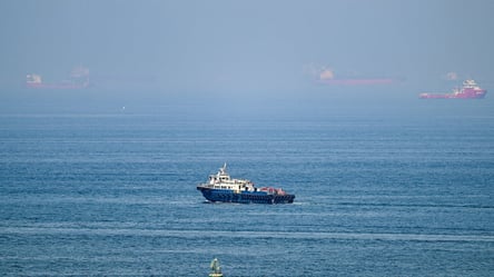 Из Ирана вернули четырёх украинских моряков, задержанных в апреле - 285x160