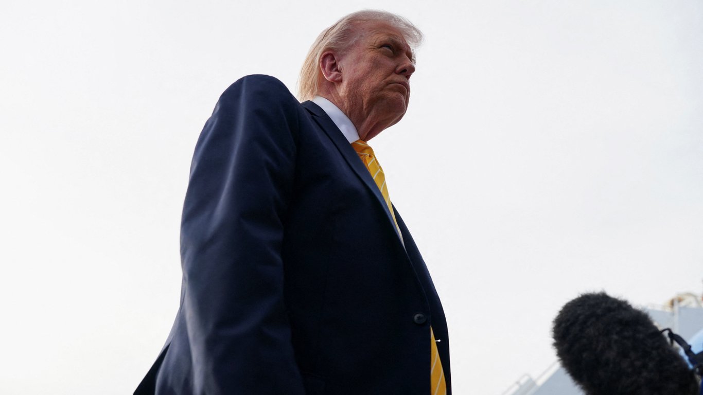 Дональд Трамп високо похвалив ЗСУ і оцінив Зеленського