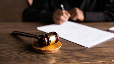 В Одессе осудили пенсионерку за публикацию мест ТЦК — приговор - 290x166