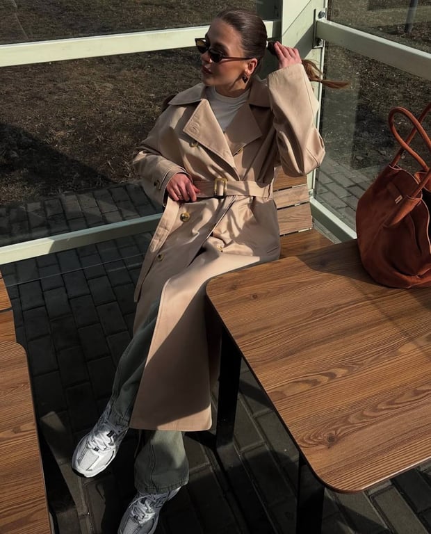Трендовий образ з тренчем, що вартий уваги