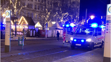 A driver drove into a crowd at a Christmas market in Germany - 285x160