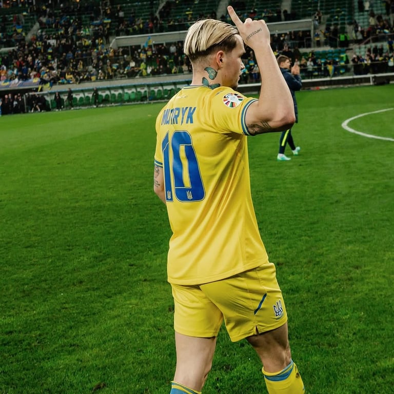 Михаил Мудрик