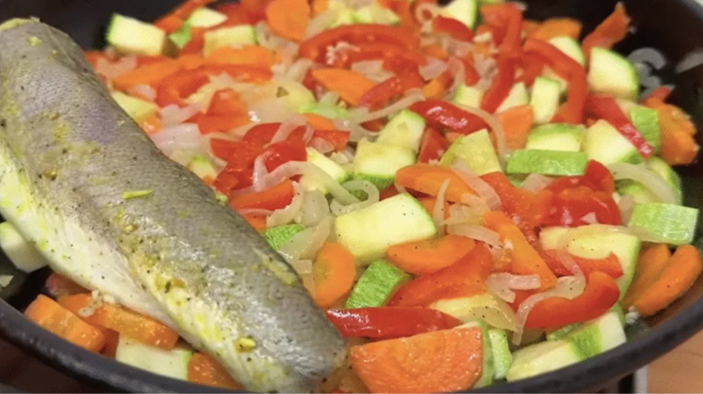 рецепт хека з овочами