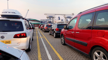 Пів тисячі авто на кордоні — на яких КПП зупинився рух - 285x160