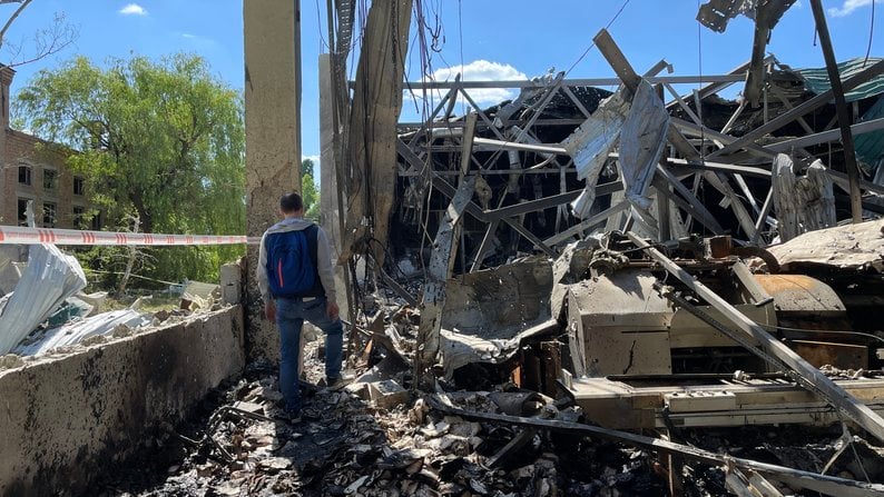 Атака на друкарню Харкова після атаки: зруйнована будівля "Фактор-Друк"