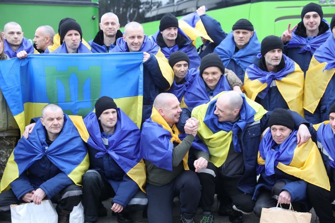 5 березня відбувся великий обмін полоненими, під час якого додому повернулися ще 200 українців