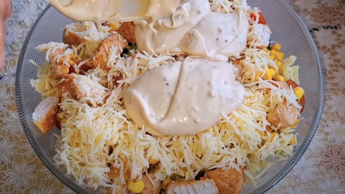 як приготувати дієтичний салат з куркою