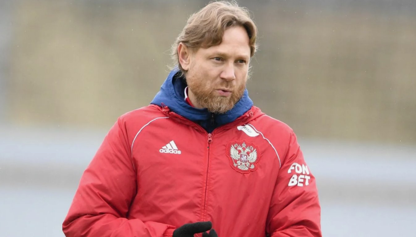 Валерий Карпин