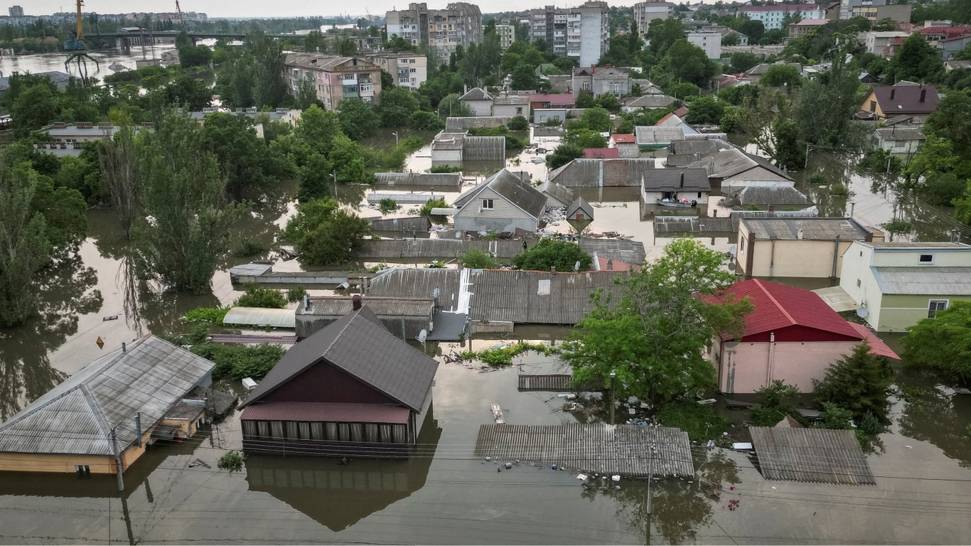 В Кабмине рассказали, когда ожидать спад воды в Херсонской области