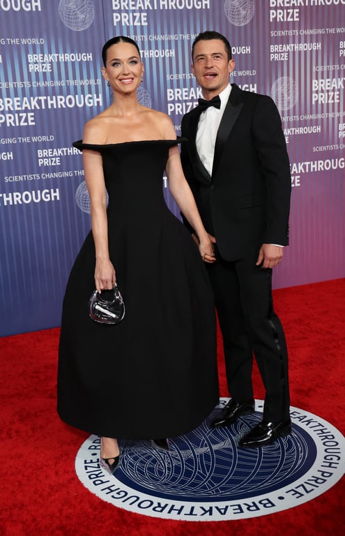 От Ким Кардашьян до Илона Маска — звездные гости на юбилейной премии Breakthrough Prize - фото 3