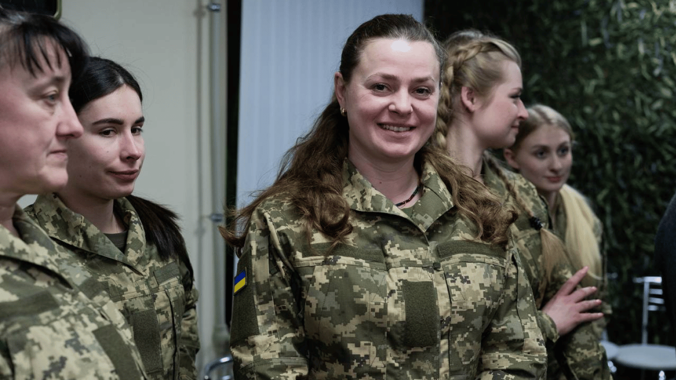 Мобилизация в Украине — каким военнообязанным женщинам нужно пройти ВВК