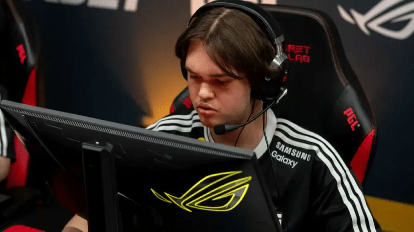 Кіберспортсмен Микита Самолотов став найкращим гравцем турніру з CS 2