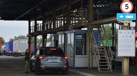 Некоторые украинцы могут первыми пройти пограничный контроль: кто в списке - 285x160