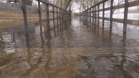 Києву загрожує повінь — в КМВА показали кадри затоплення столиці - 285x160