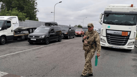 До Молдови не виїхати — ситуація на трасі Одеса-Рені сьогодні - 285x160