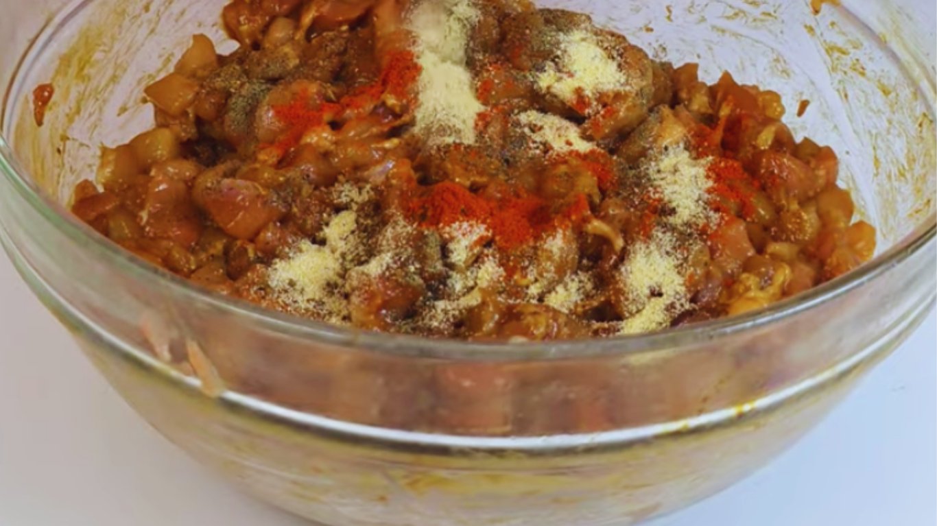 смачні курячі стегна на новий рік