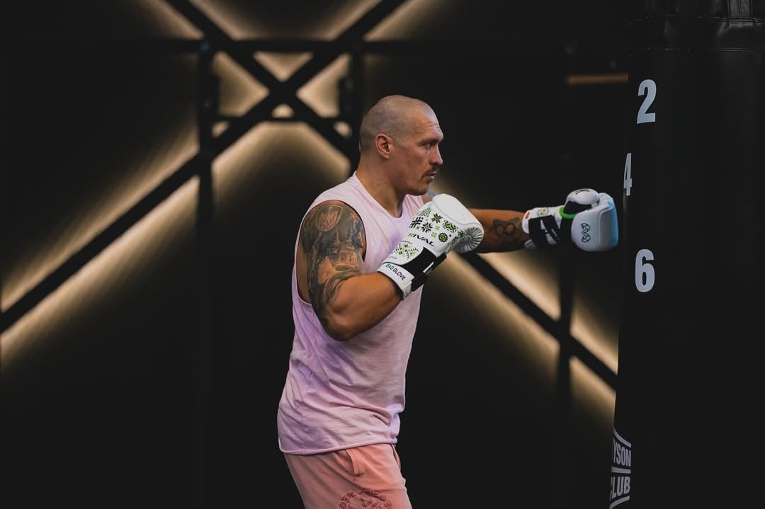 Олександр Усик