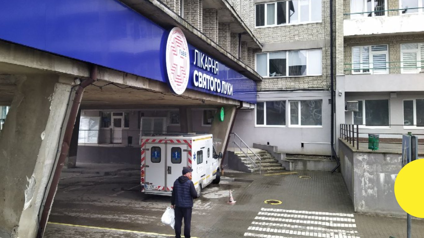 Лікар зі Львова допомагав чоловікам ухилитись від мобілізації — скільки "просив" за послуги
