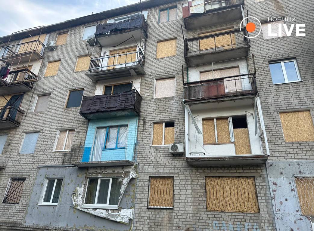 Зруйнований будинок у Павлограді