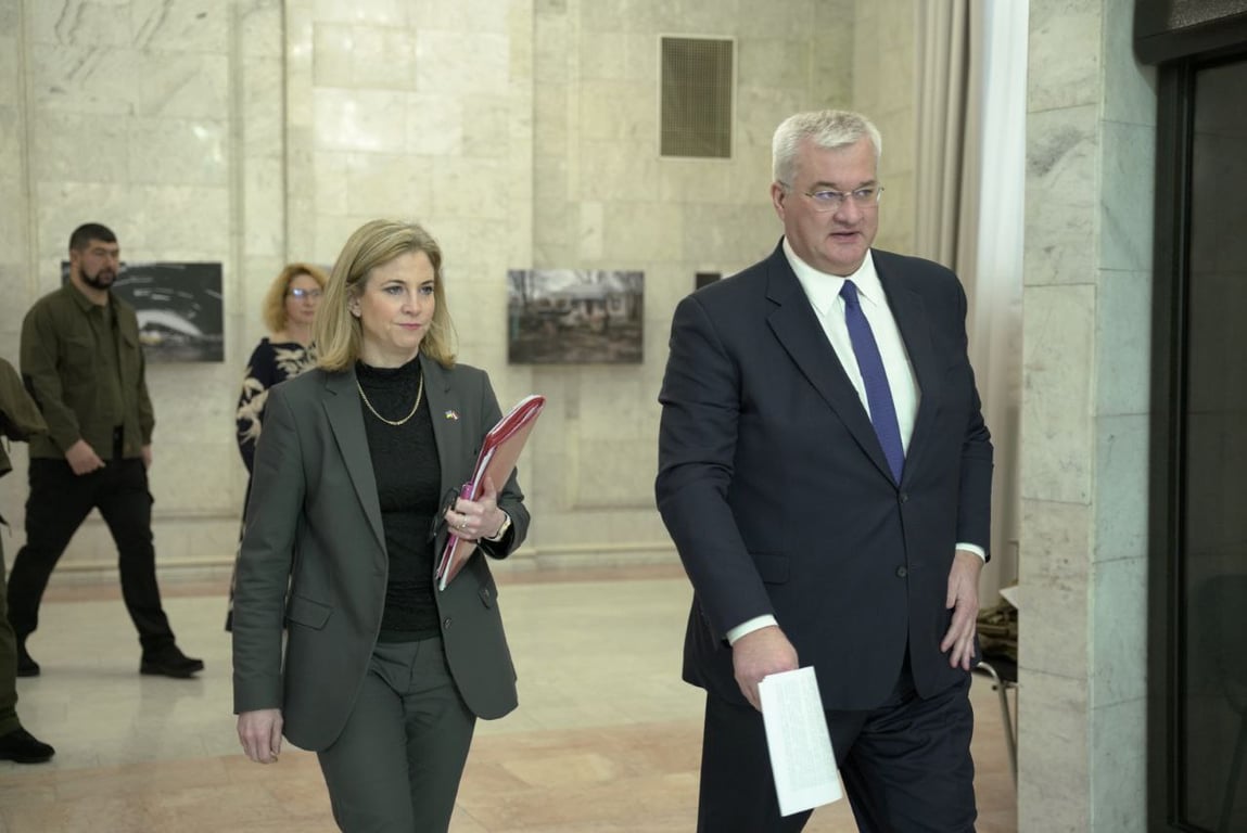 зустріч Сибіги з очільницею МЗС Австрії