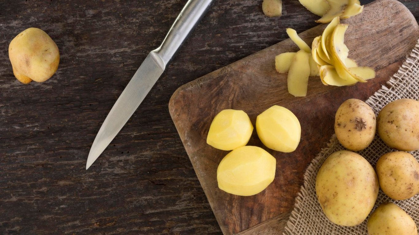 Смачна та бюджетна страва з картоплі — відео рецепт