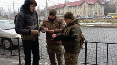 Чи зобов’язаний перехожий допомагати ТЦК затримувати людей: що каже закон - 290x160