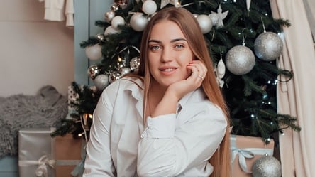 Рекордсменка мира в приседаниях со штангой разделась на камеру - 285x160