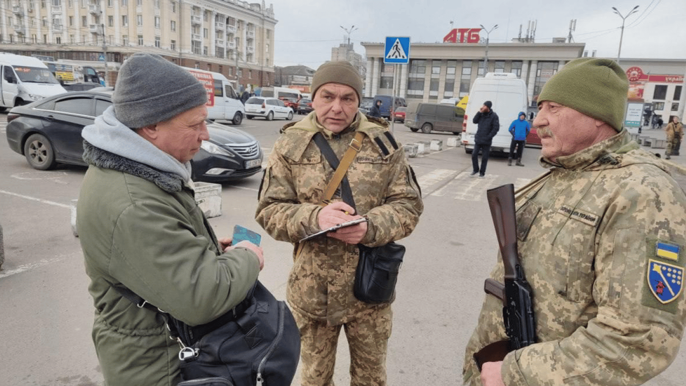 На Волині судили жінку, яка зливала локації ТЦК у Viber