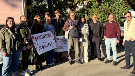 Режисера Білоуса звільнили із СІЗО після майже року під вартою - 285x160