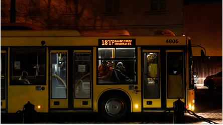 Транспорт для українців 60+ — де можна не платити в грудні - 285x160