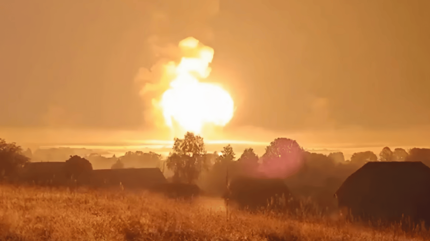 Another ammunition depot in Russia destroyed, located more than 100 km away from the Ukrainian border