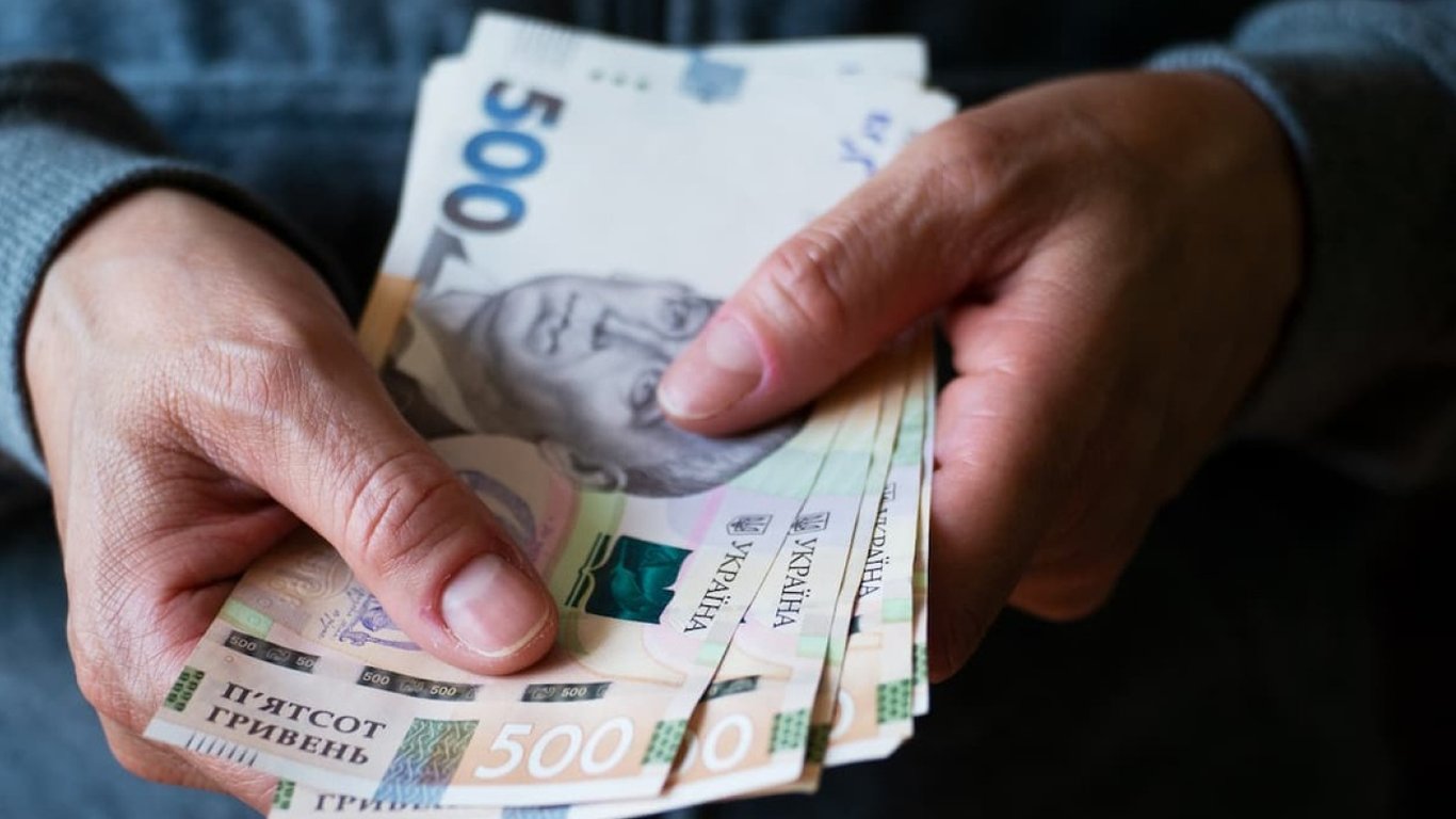 Прибавки к пенсиям в 300 грн — украинцы жалуются на отсутствие доплат