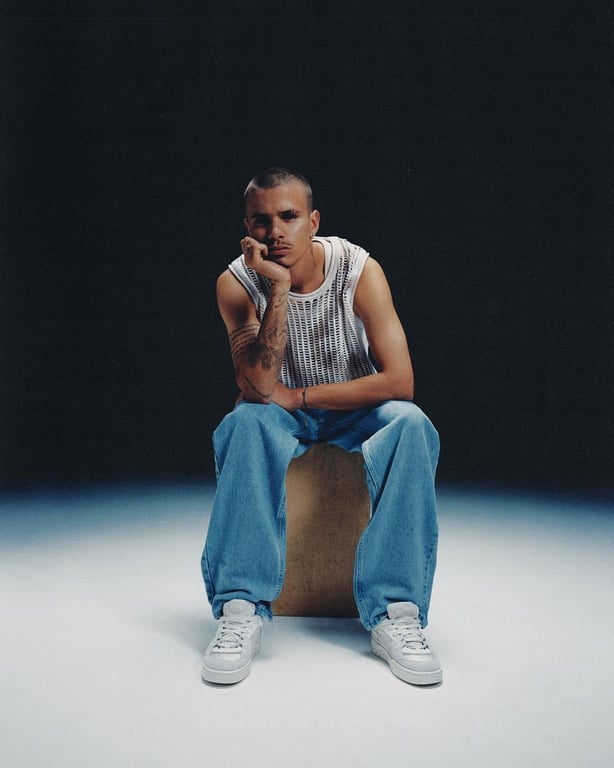 Син-футболист Бекхэма снялся в стильной рекламе спортивного бренда - фото 1