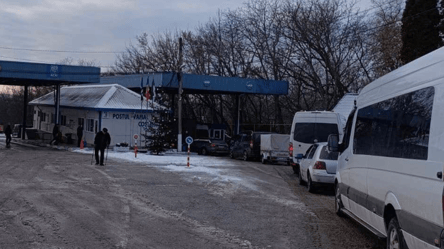 Выезд в Молдову — где водители застряли на трассе Одесса-Рени - 290x166