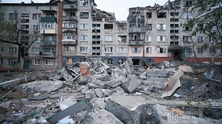 Ракетный удар по Славянску: из-под завалов извлекли тело девятой погибшей - 285x160