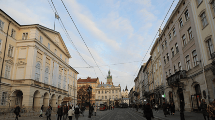 Во Львове частично восстановили свет на критических объектах - 304x171