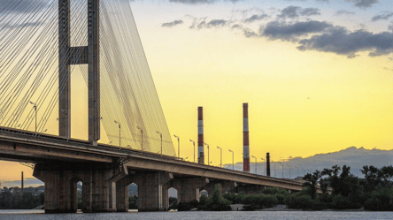 У Києві частково обмежать рух Південним мостом — названо терміни - 285x160