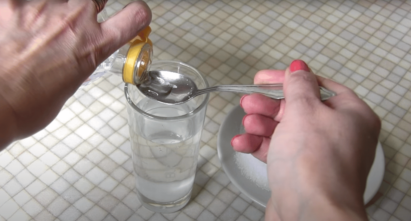 Сочетание соли и уксуса в одном стакане