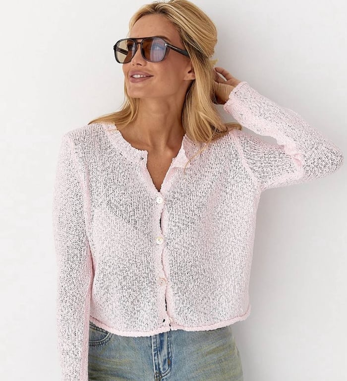 Легкі кардигани нагадують дух нульових