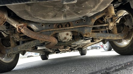 Дієві способи боротьби з корозією авто: скільки коштує видалення іржі - 285x160