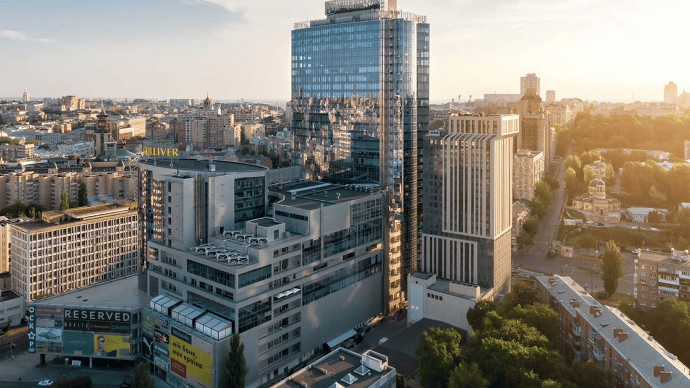 Експерт пояснив, що заважає Києву залучати бізнес та IT