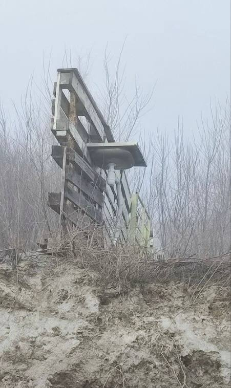 Постапокаліпсис — в мерії Маріуполя показали фото оповитого туманом окупованого міста