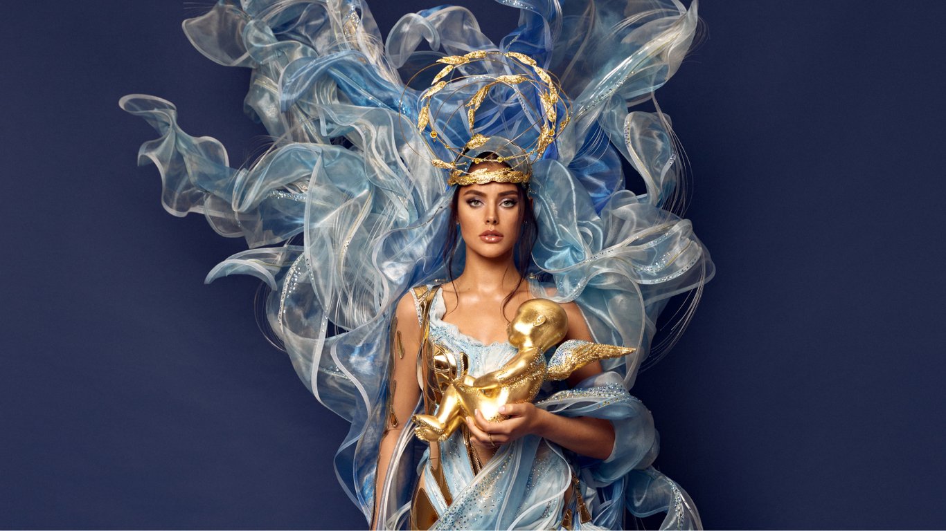 Мисс Вселенная Украина креативно представила национальный костюм