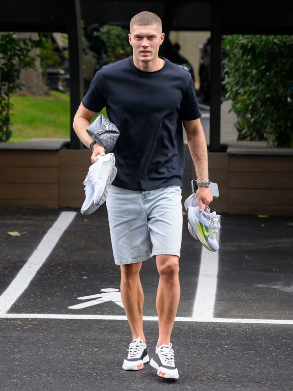 Артем Довбик