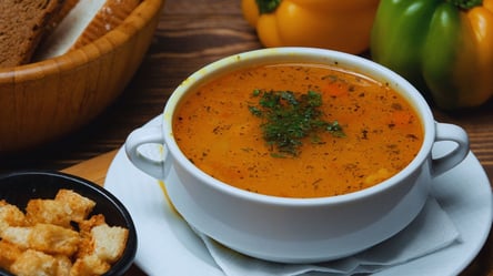 Рецепт швидкого сирного супу з грибами від Клопотенка - 285x160