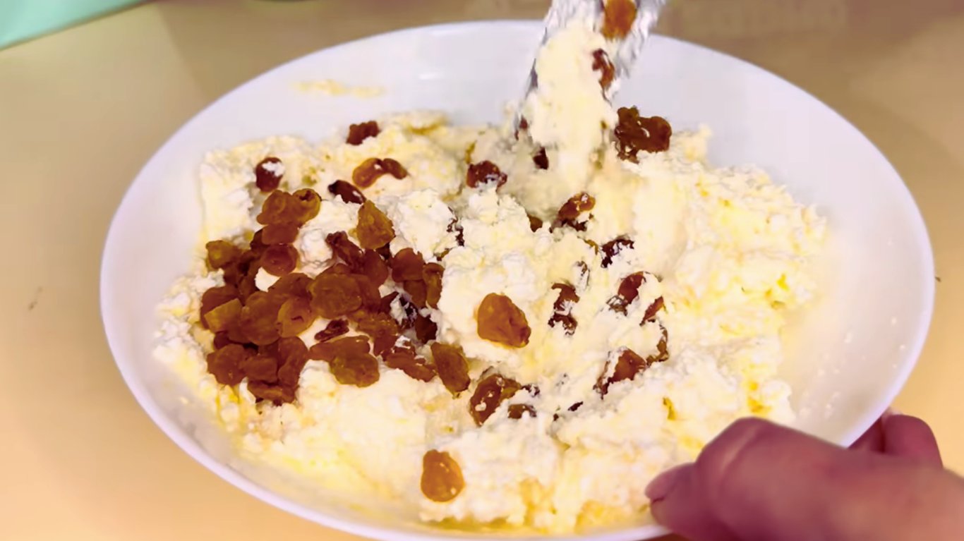 рецепт млинців з сирною начинкою