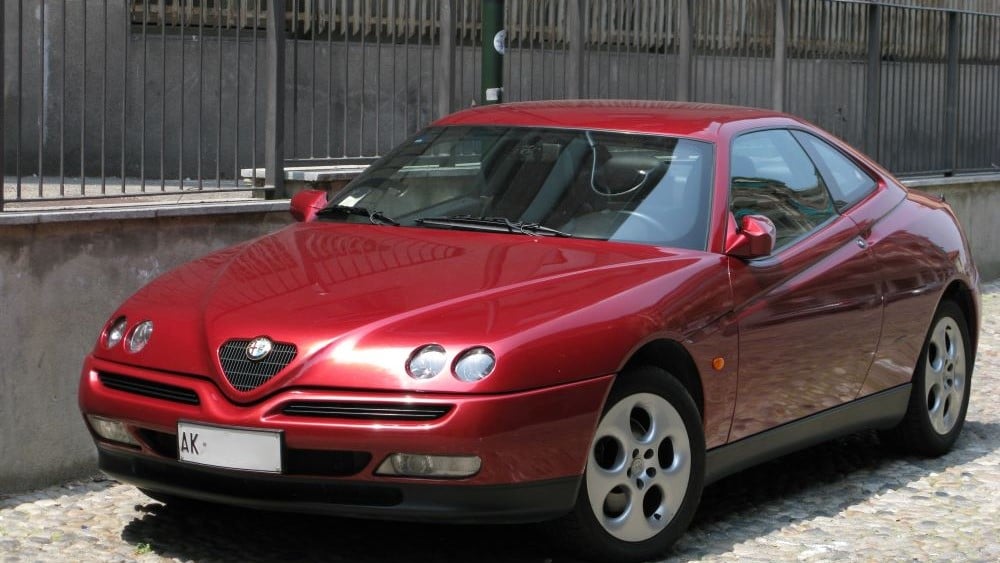 ТОП-5 подержанных авто с надежными двигателями, которые переживут свои машины - фото 2