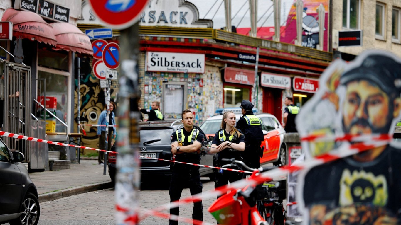В Гамбурге перед матчем Евро-2024 полиция стреляла в болельщика
