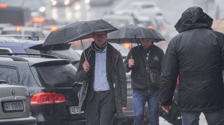 Гідрометцентр прогнозує дощі та тепло в Україні сьогодні - 285x160