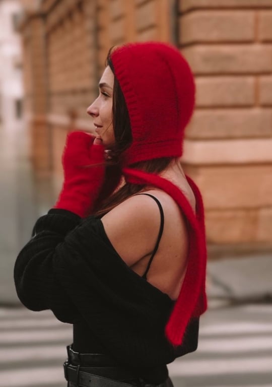 Яскраві аксесуари додають образу шарму